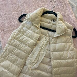 White Puffer Vest XS